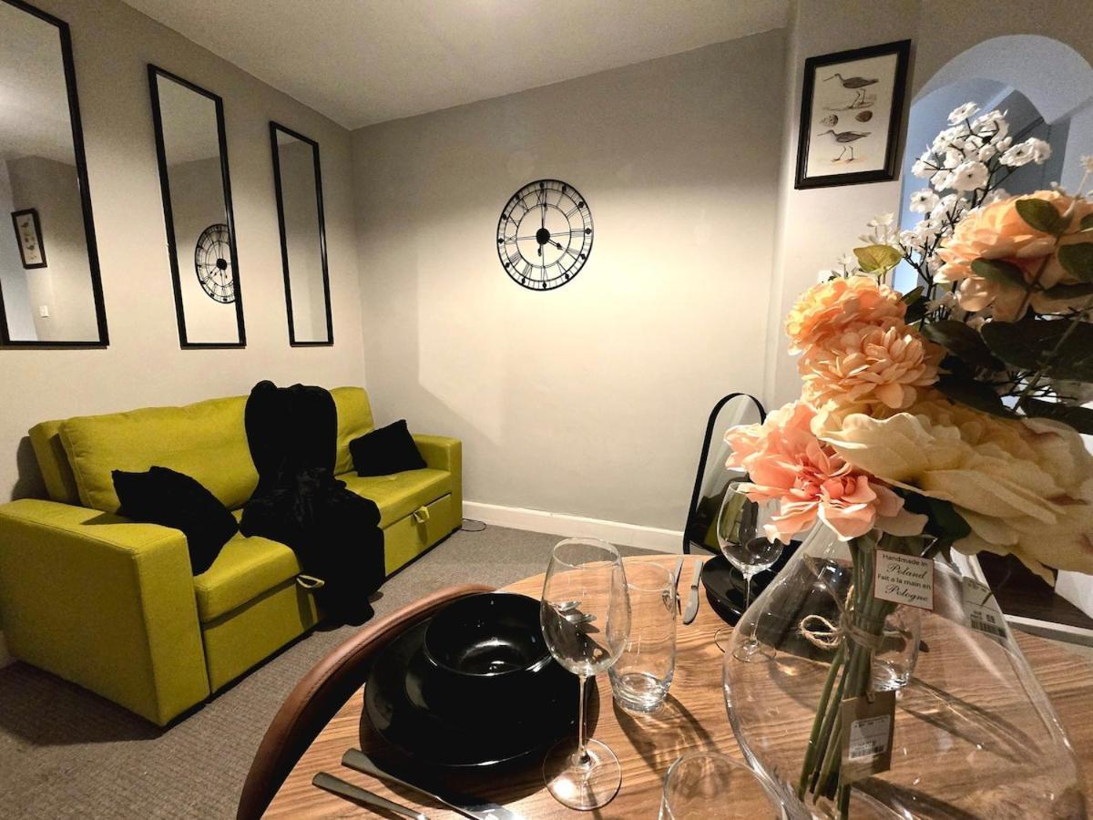 2br Gem Stylish & Spacious Kings Cross Flat *