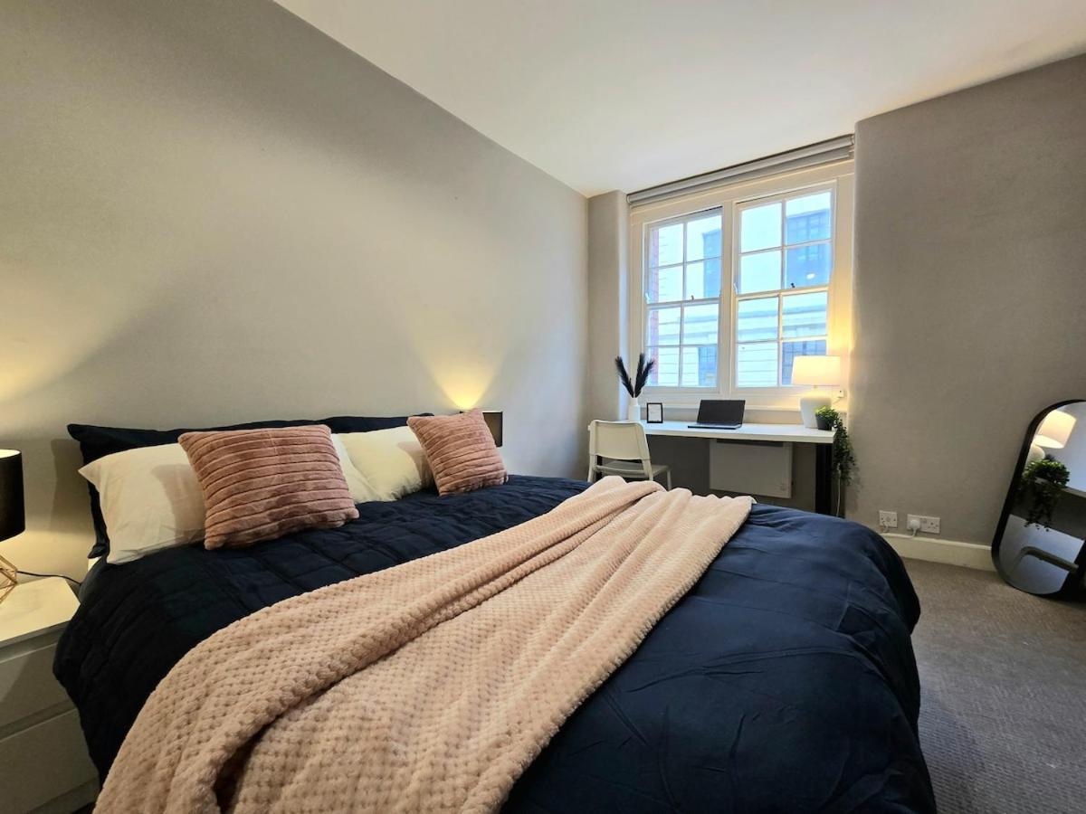 Apartment 2br Gem Stylish & Spacious Kings Cross Flat